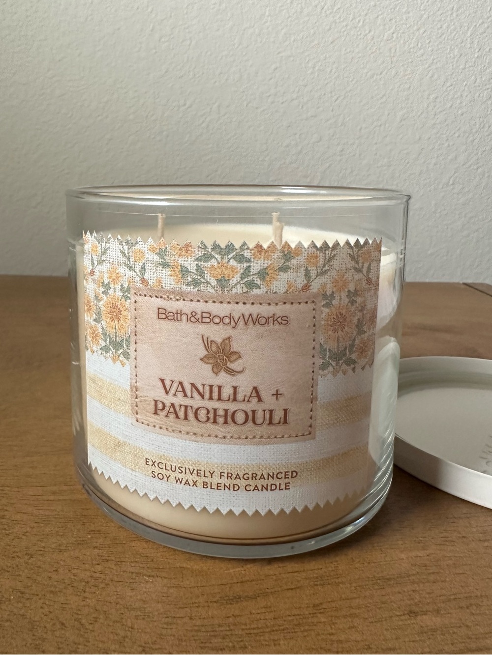 NEW Bath & Body Works Vanilla + Patchouli 3 -Wick Candle NEW